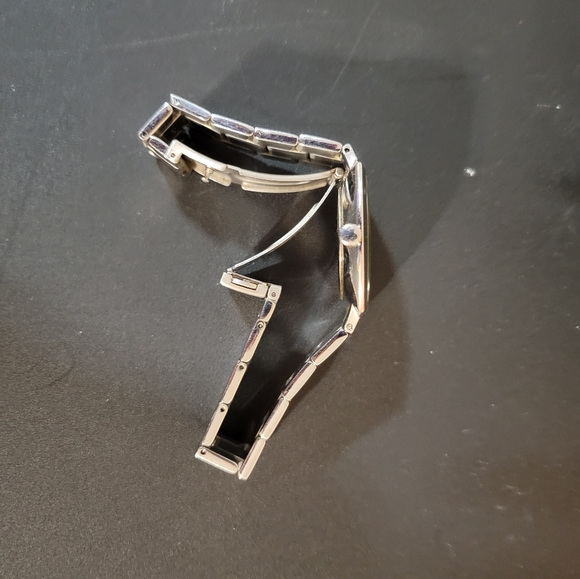 Watch - Picture 3 of 6